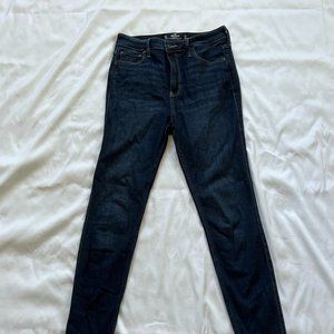 Hollister Ultra High Rise Super Skinny 9R W29 L28